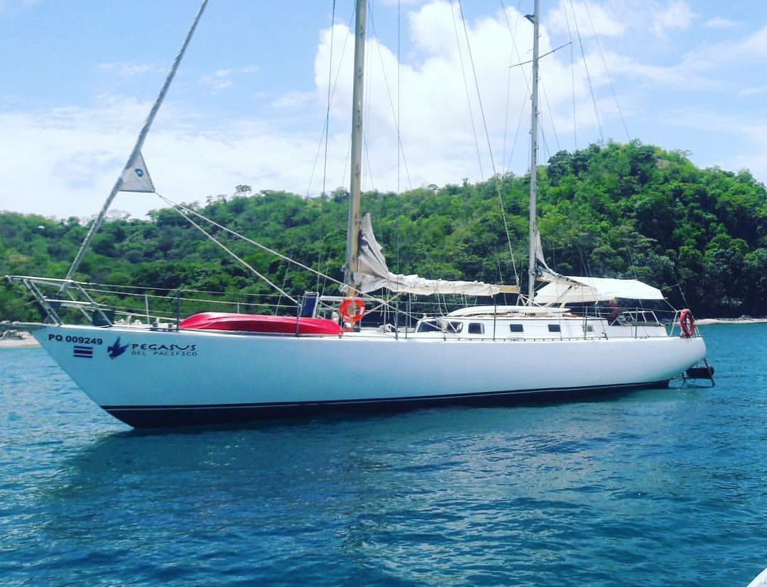 Costa Rica Sailboat Tours