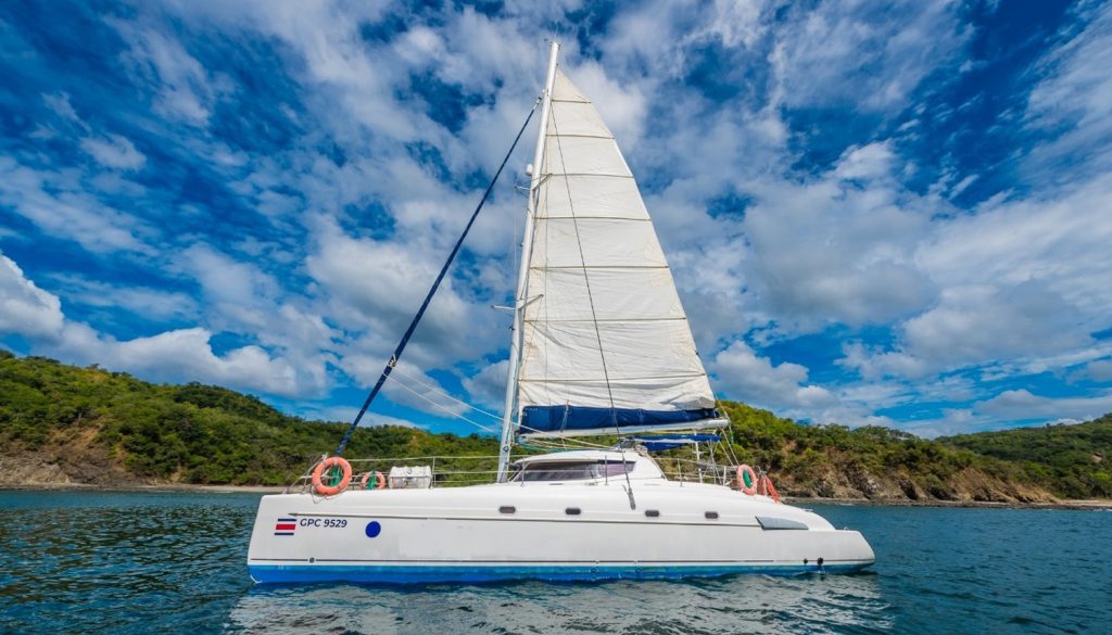 Costa Rican Tours; charter; sailboat
